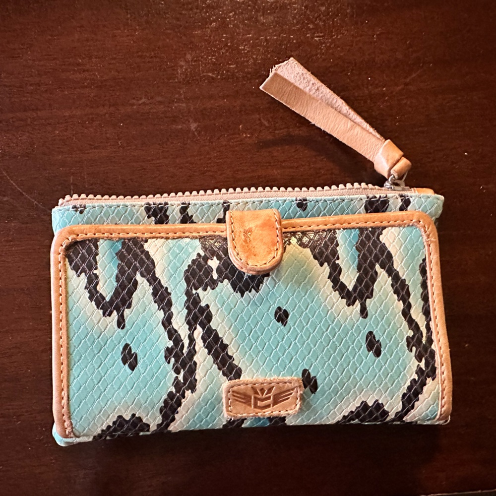 Consuela Slim Wallet